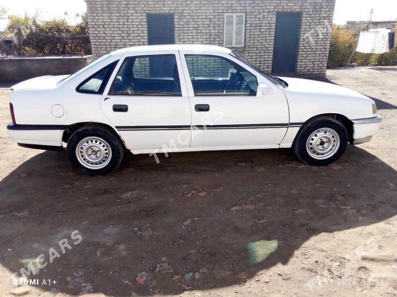 Opel Vectra 1992 - 25 000 TMT - Байрамали - img 3