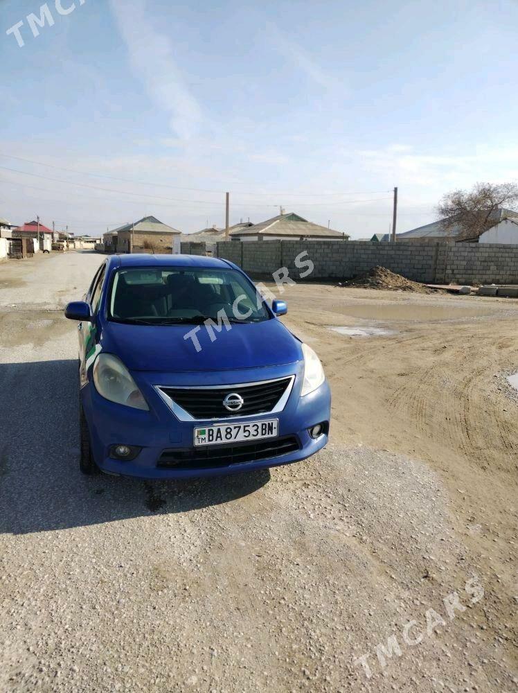 Nissan Versa 2012 - 75 000 TMT - Gumdag - img 2