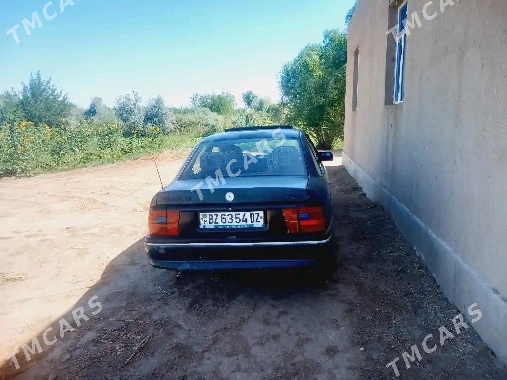 Opel Vectra 1994 - 26 000 TMT - Губадаг - img 2