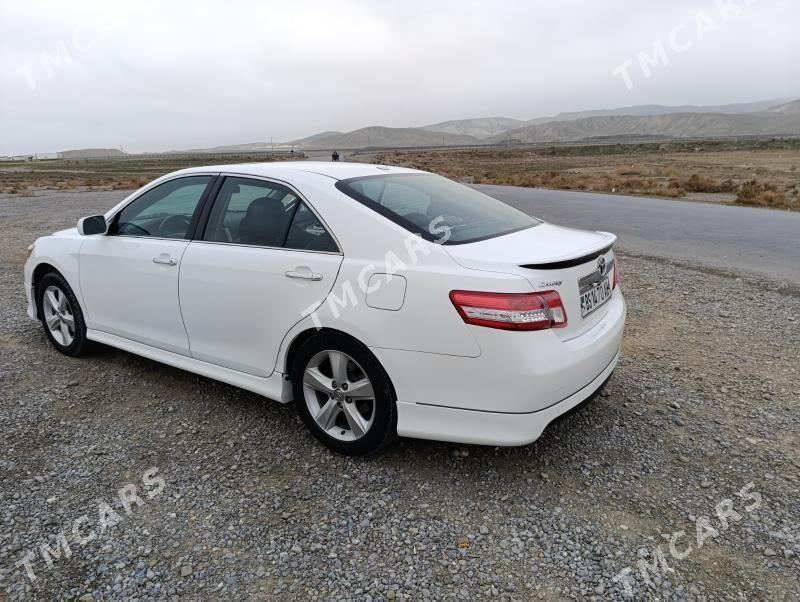 Toyota Camry 2011 - 210 000 TMT - Bäherden - img 10