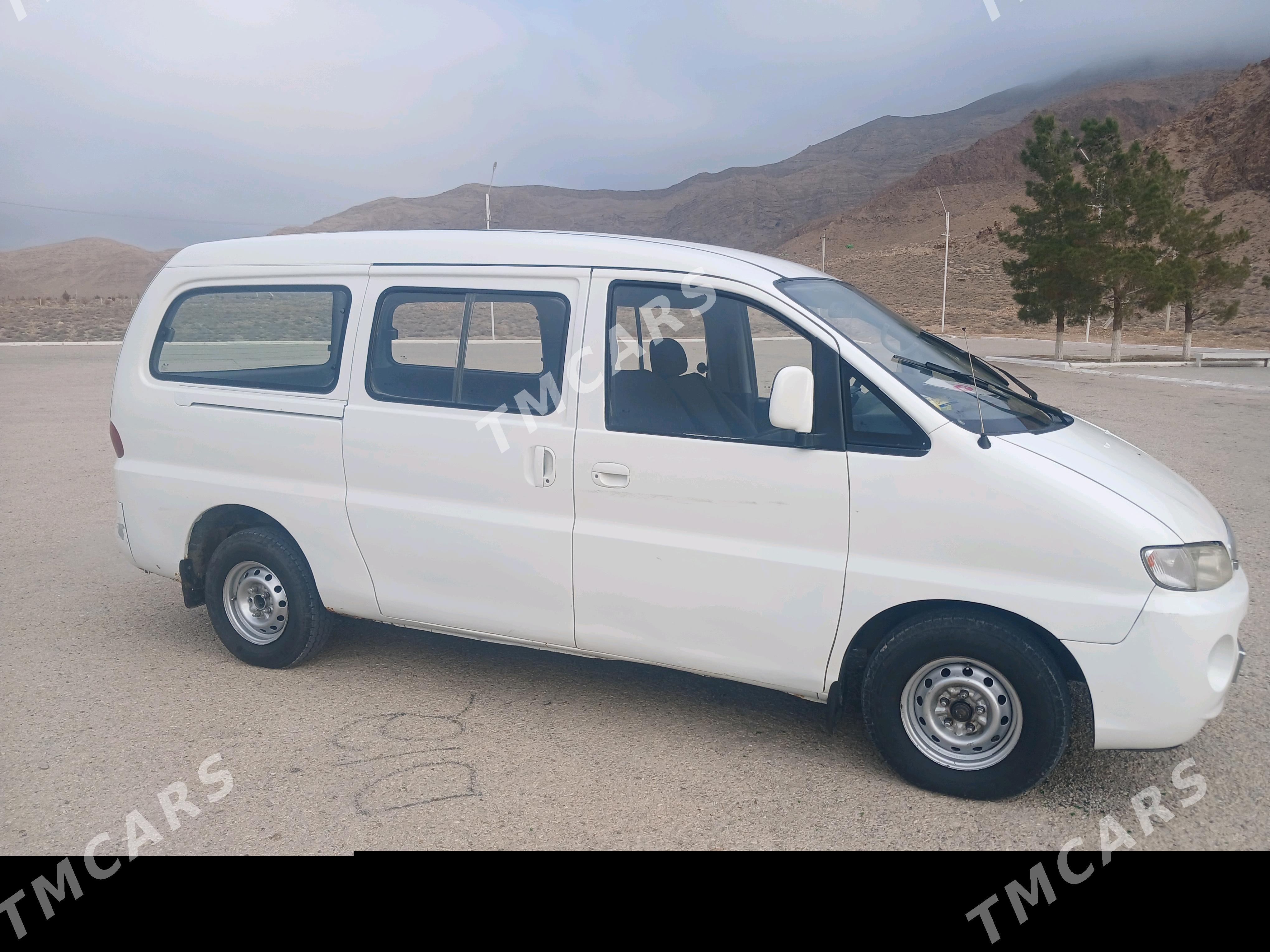 Hyundai H-1 2001 - 75 000 TMT - Balkanabat - img 2