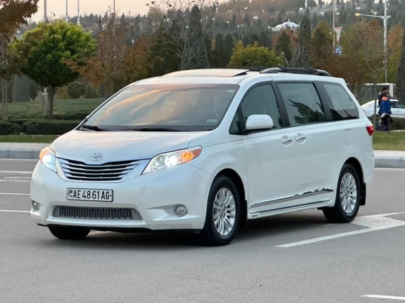 Toyota Sienna 2016 - 390 000 TMT - Aşgabat - img 2