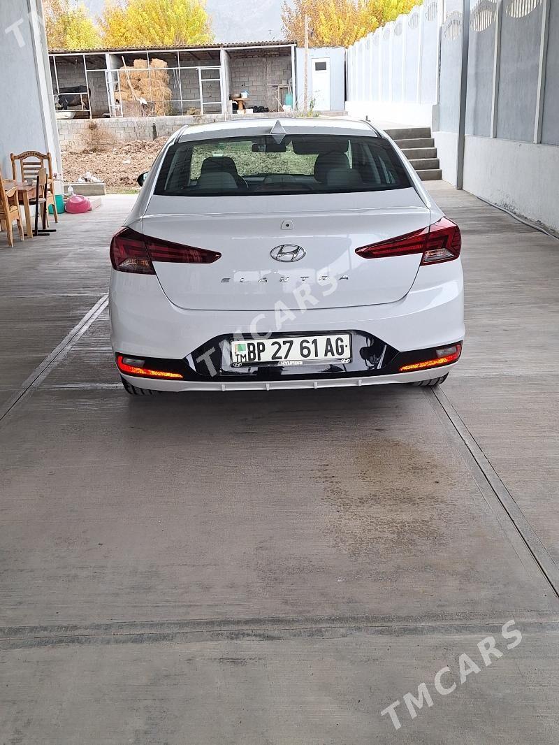 Hyundai Elantra 2019 - 192 000 TMT - Aşgabat - img 4