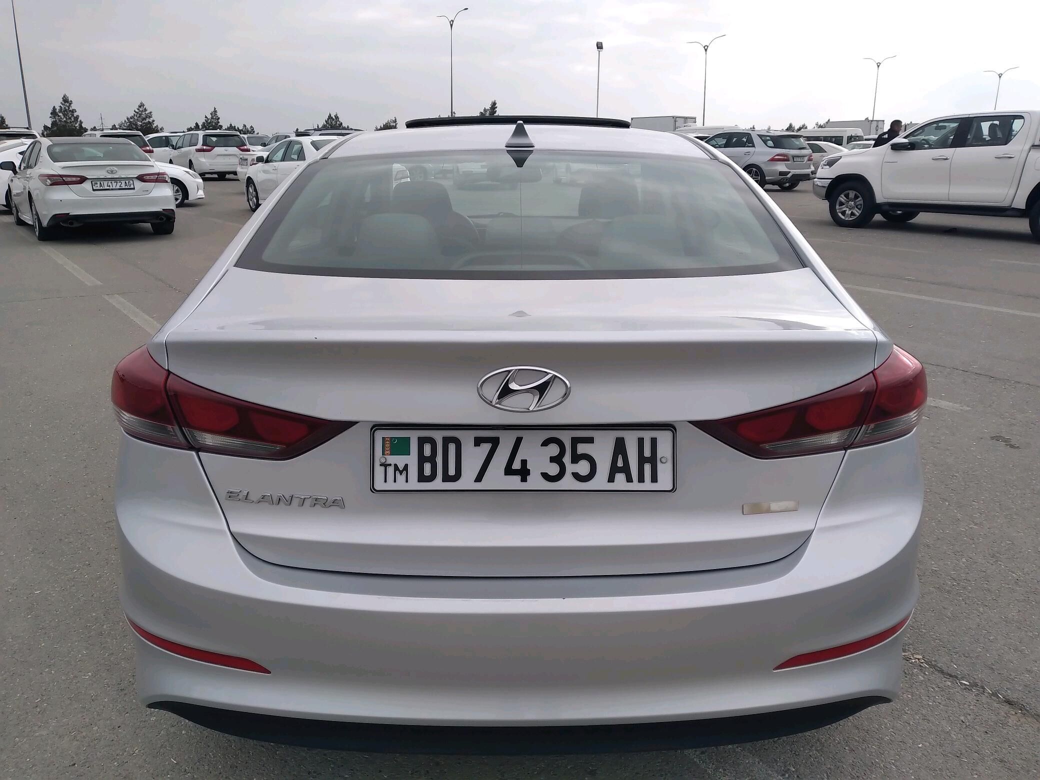 Hyundai Elantra 2018 - 195 000 TMT - "Altyn Asyr" Gündogar bazary (Jygyllyk) - img 6