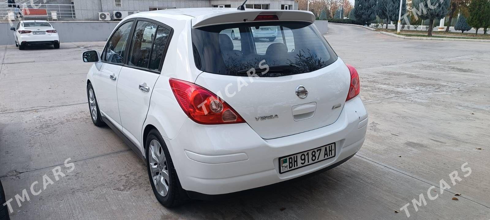 Nissan Versa 2010 - 108 000 TMT - Ашхабад - img 4