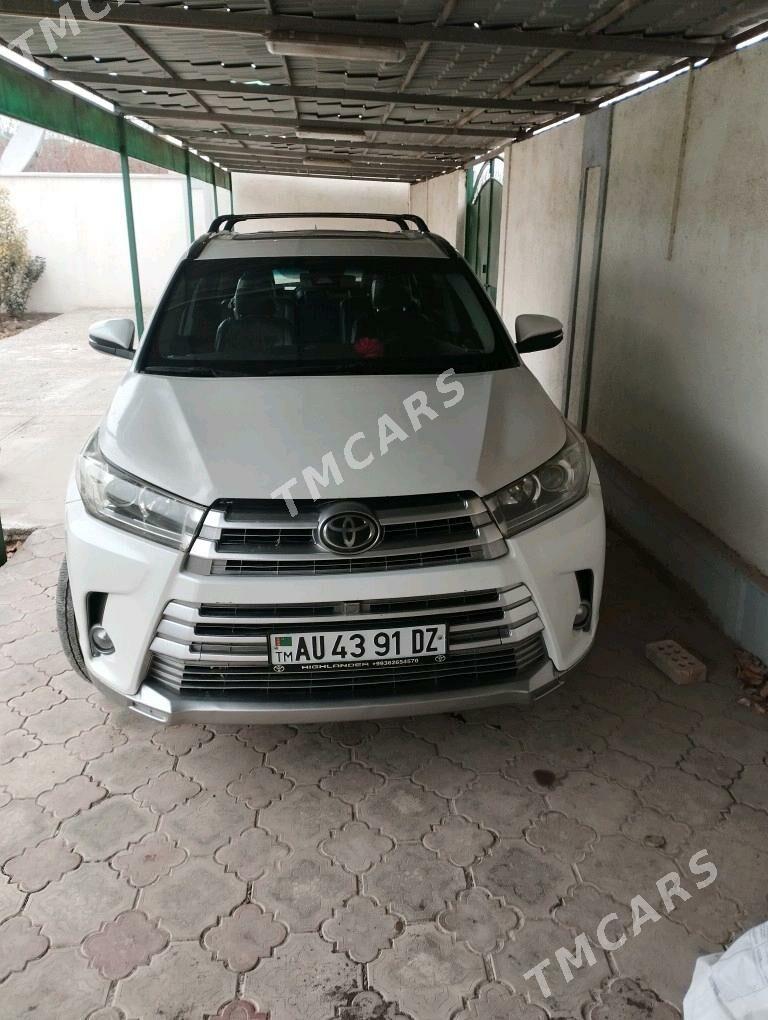 Toyota Highlander 2018 - 350 000 TMT - Дашогуз - img 3