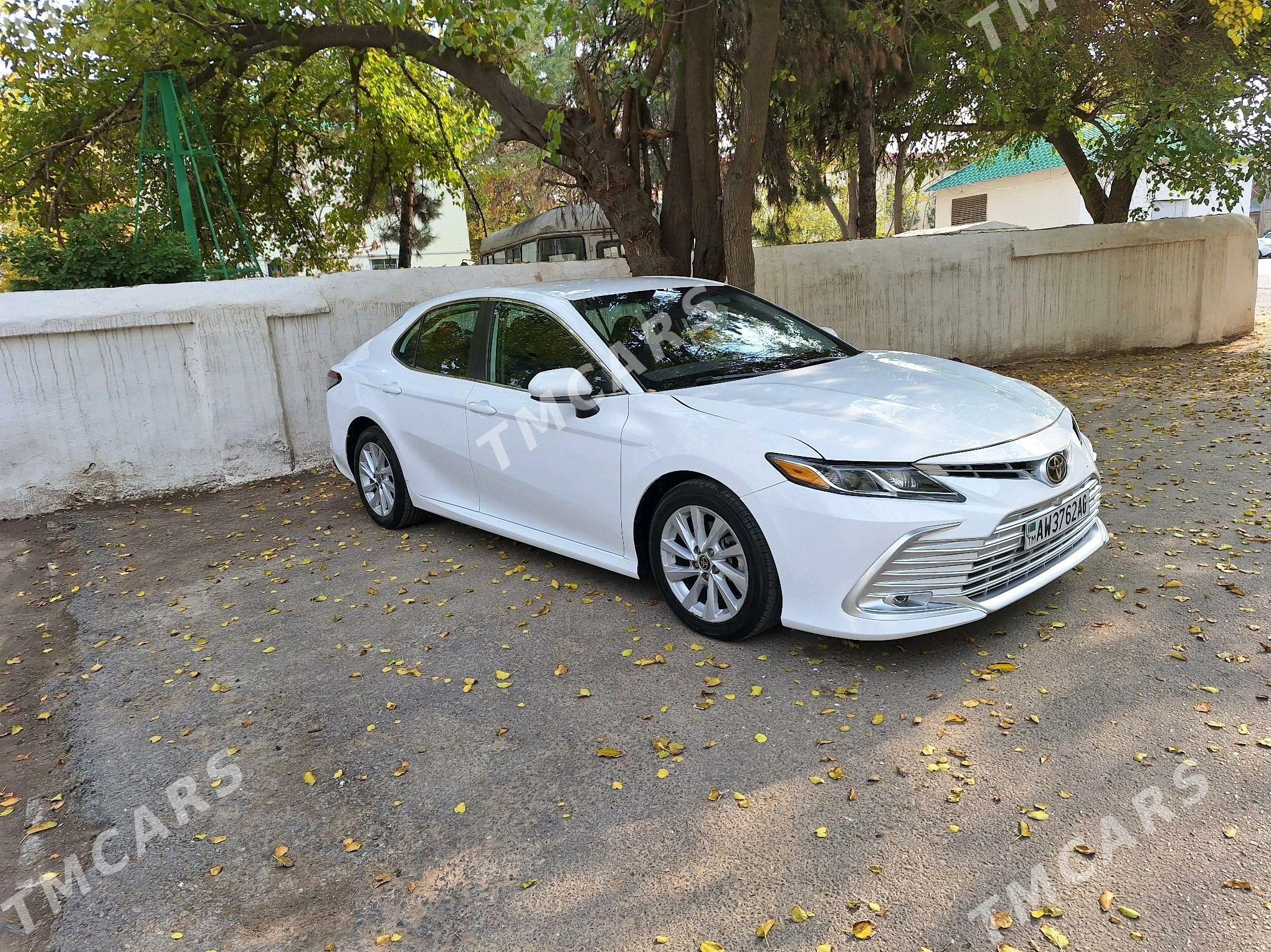 Toyota Camry 2021 - 290 000 TMT - Aşgabat - img 2