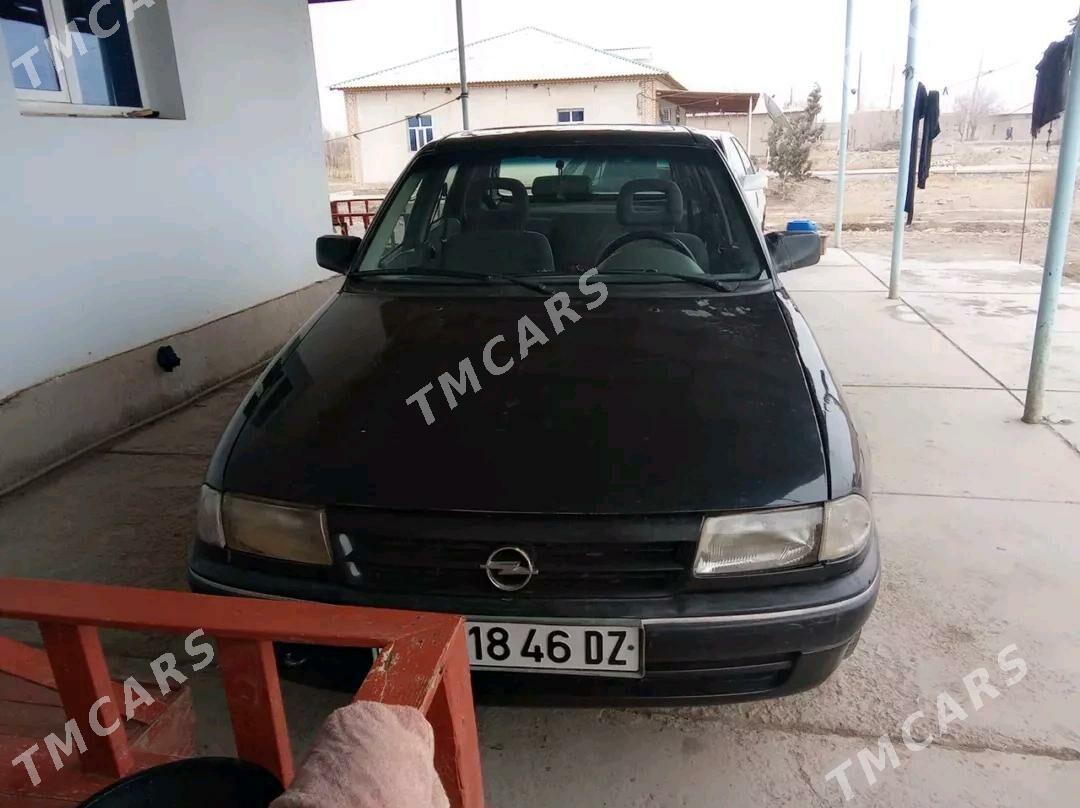 Opel Astra 1992 - 28 000 TMT - Губадаг - img 2