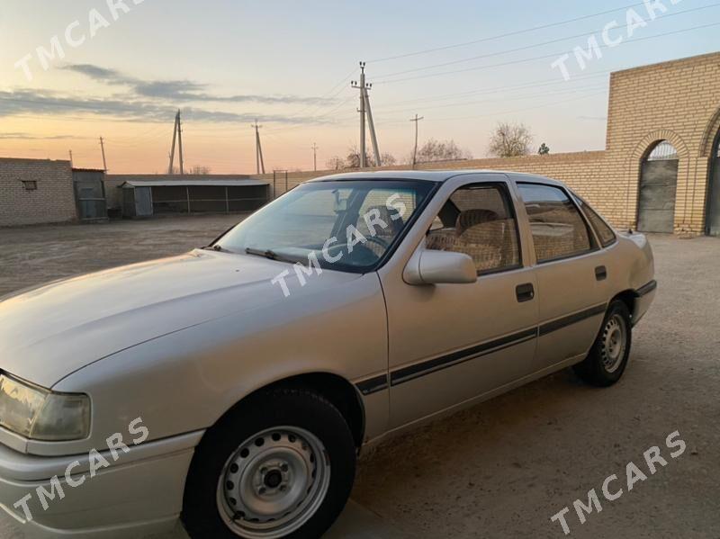 Opel Vectra 1990 - 28 000 TMT - Мургап - img 9