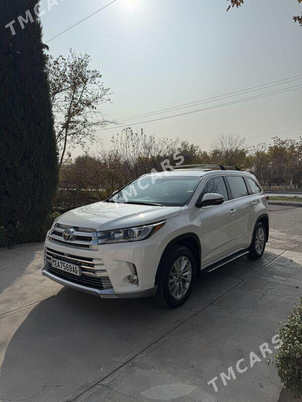 Toyota Highlander 2018 - 445 000 TMT - Ашхабад - img 4