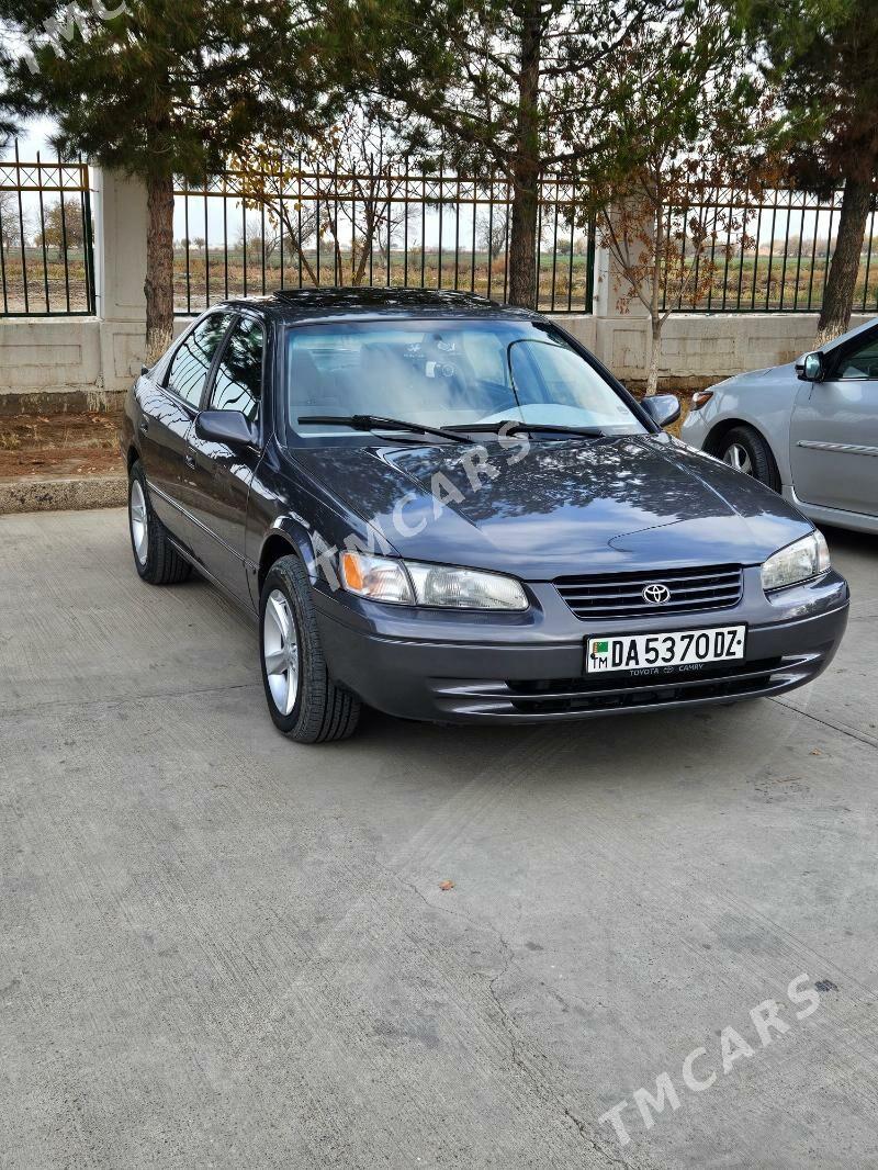 Toyota Camry 1998 - 125 000 TMT - Köneürgenç - img 2