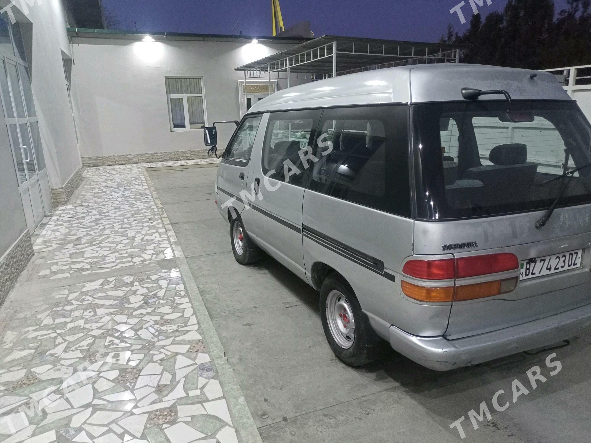 Toyota Town Ace 1993 - 57 000 TMT - Дашогуз - img 4