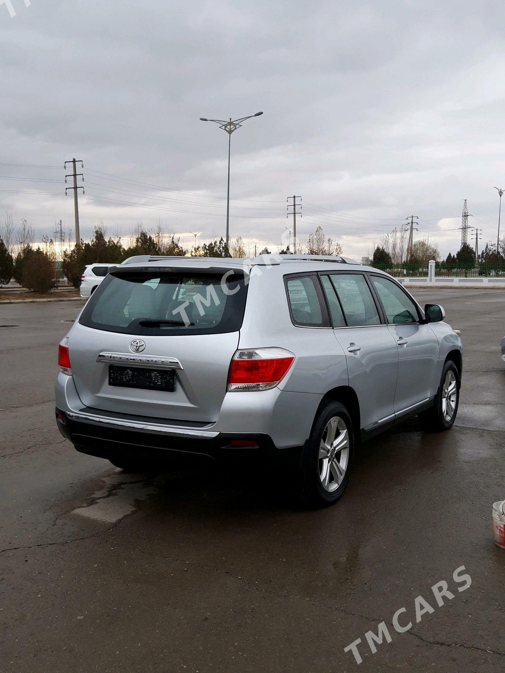 Toyota Highlander 2013 - 330 000 TMT - Daşoguz - img 5