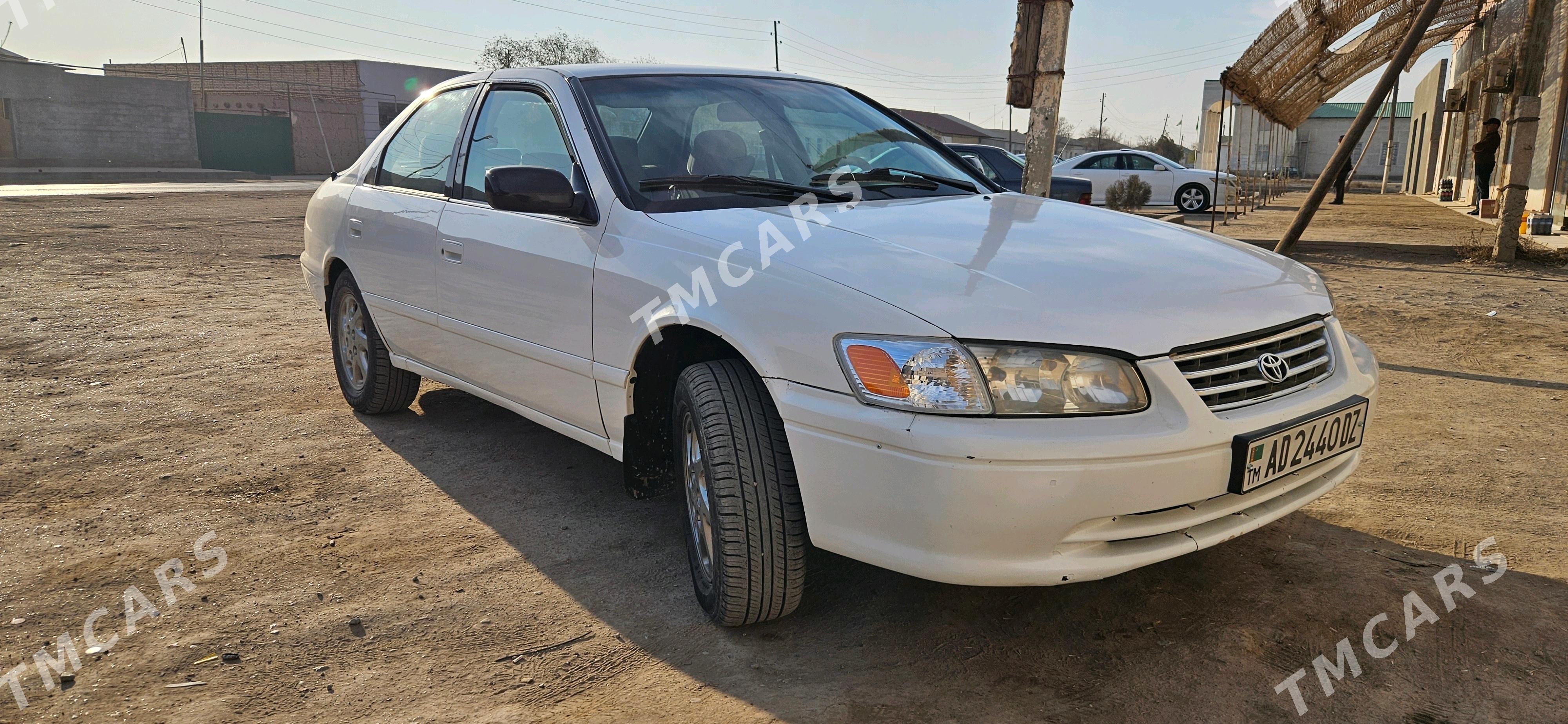 Toyota Camry 1998 - 90 000 TMT - Köneürgenç - img 4