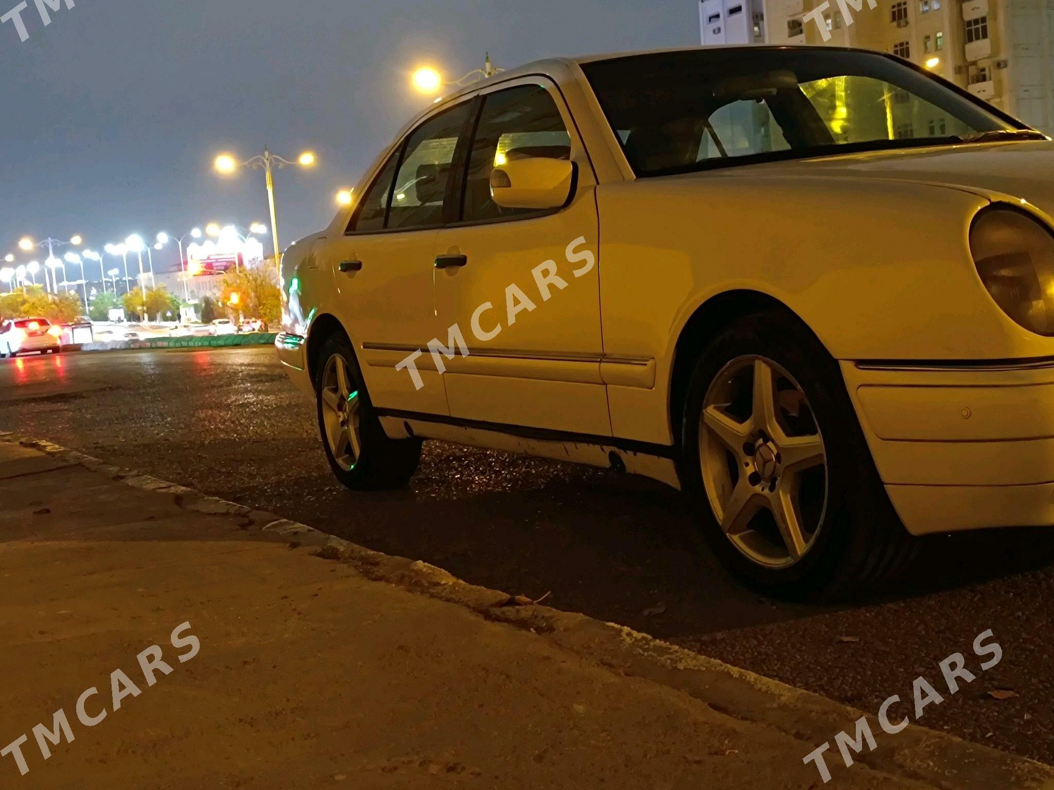 Mercedes-Benz E320 1997 - 67 000 TMT - 11 мкр - img 2