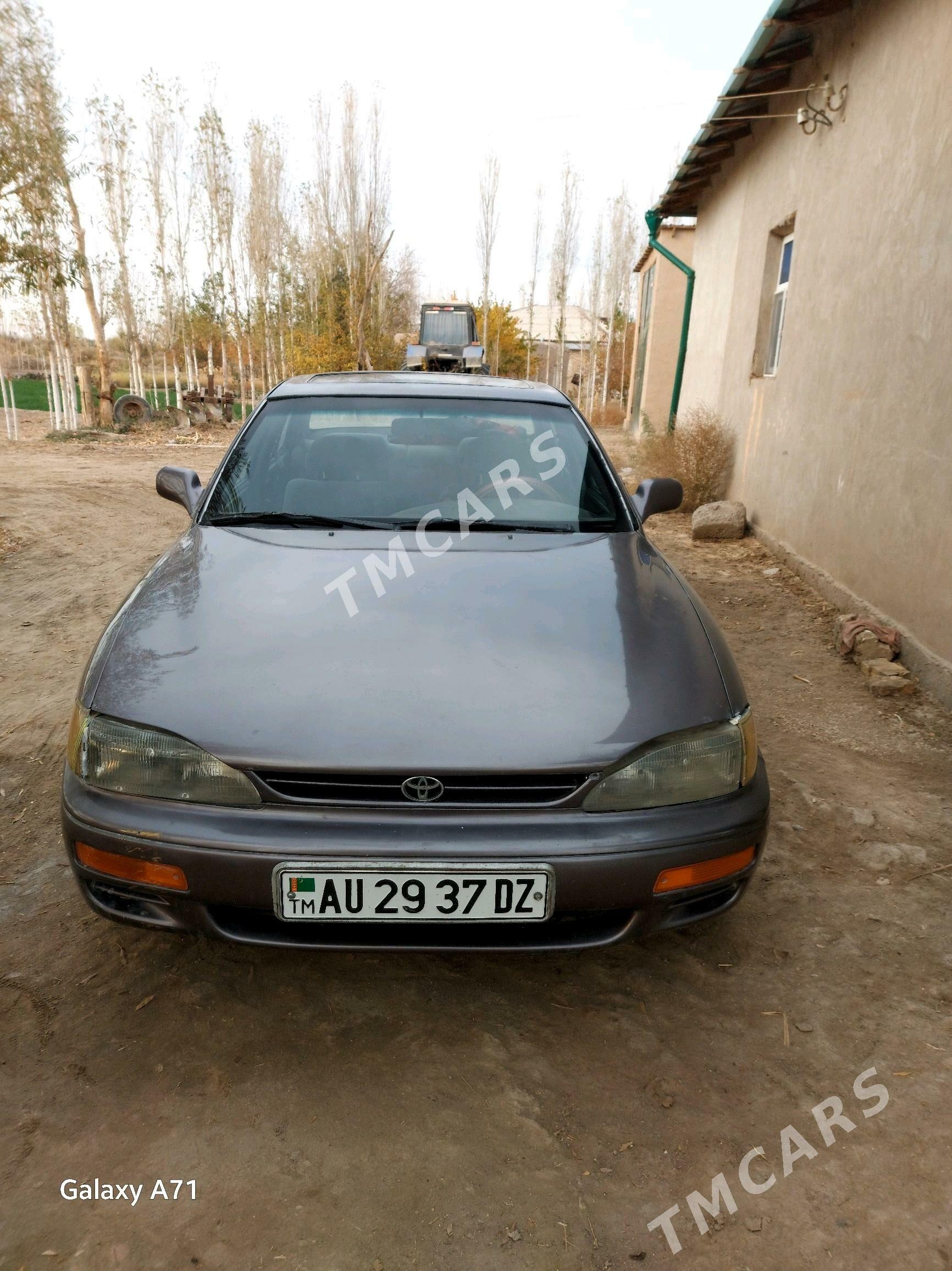 Toyota Camry 1995 - 75 000 TMT - Boldumsaz - img 2