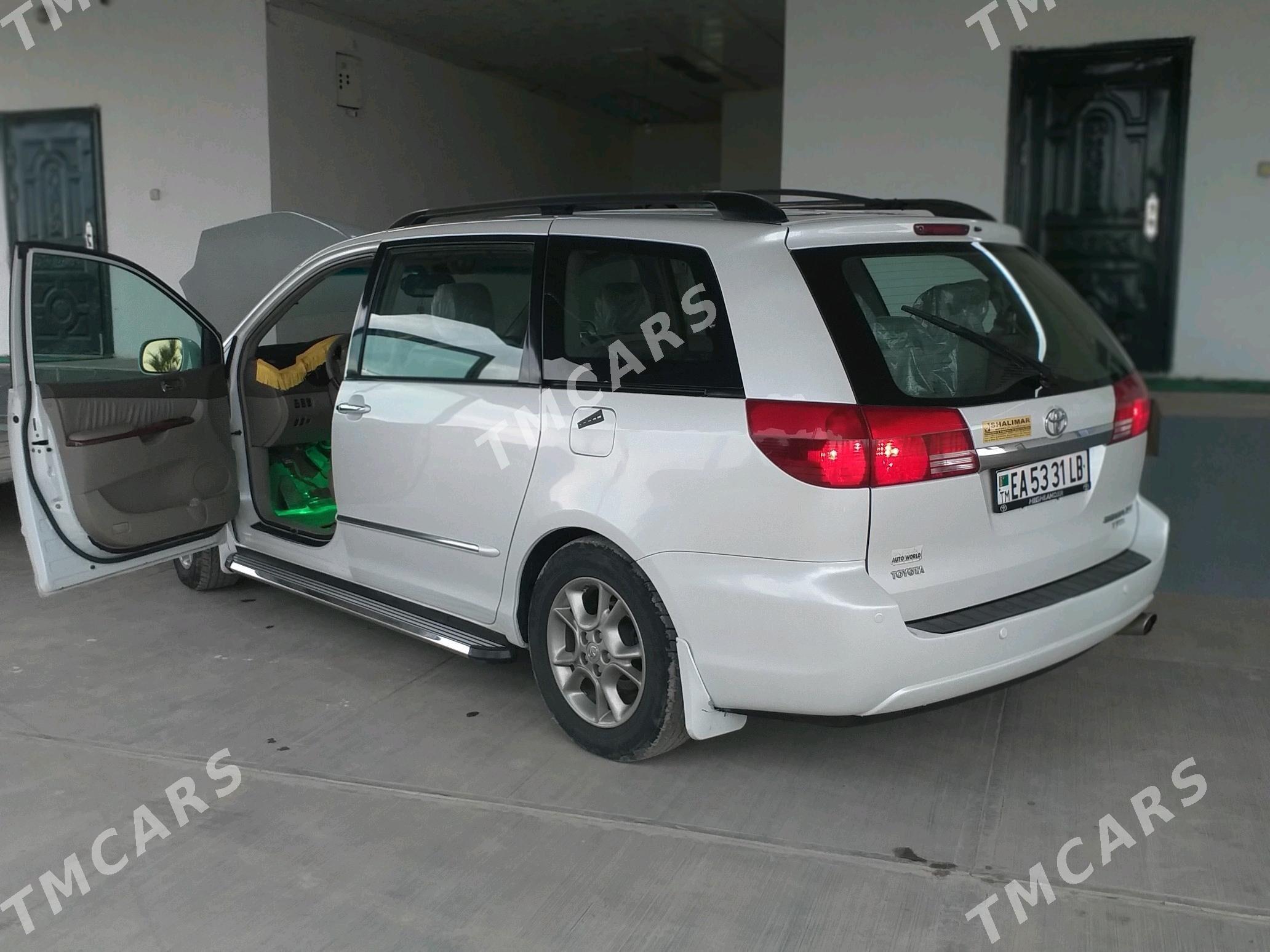 Toyota Sienna 2005 - 245 000 TMT - Достлук - img 2