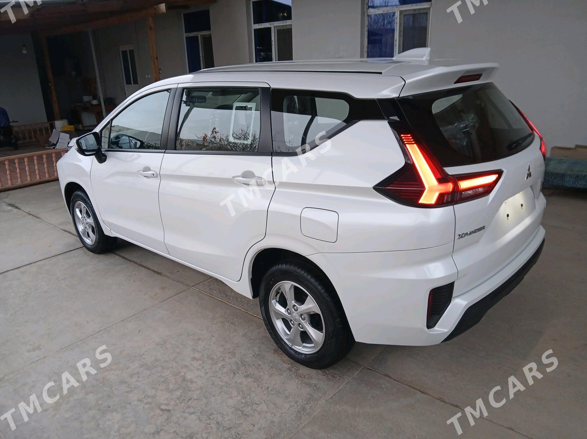 Mitsubishi Xpander 2024 - 300 000 TMT - Дашогуз - img 4