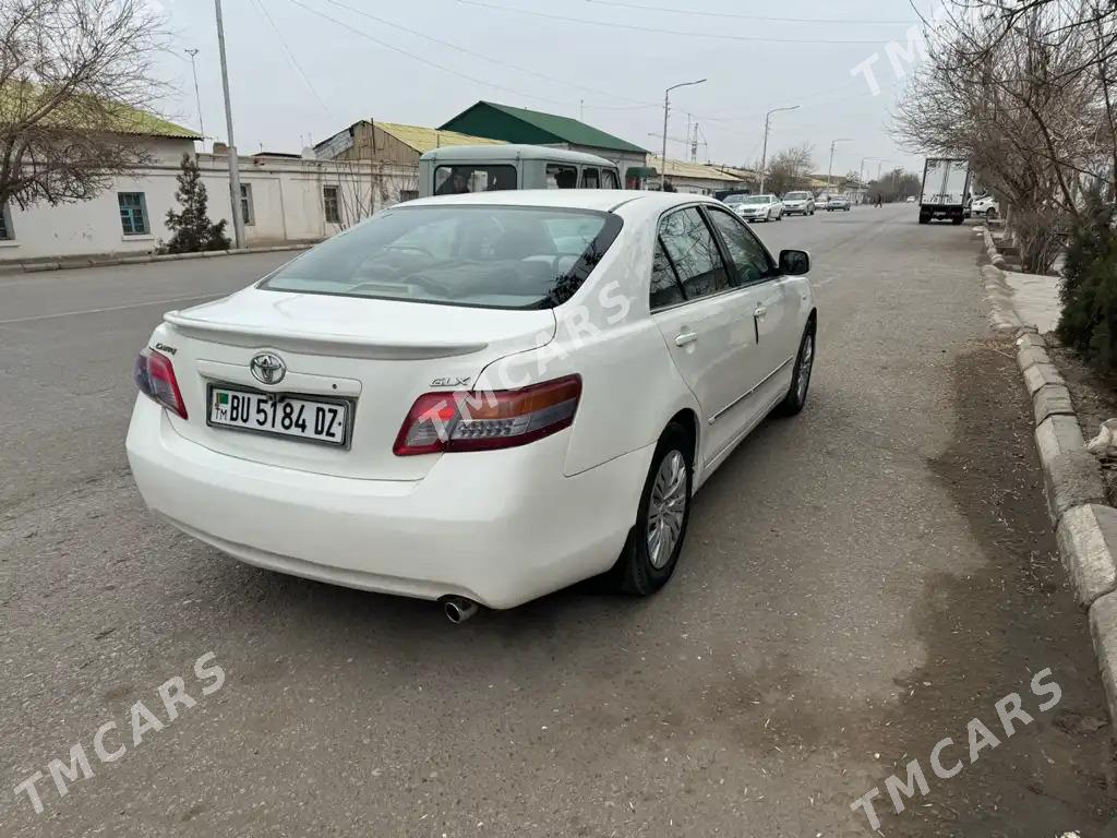 Toyota Camry 2010 - 110 000 TMT - Дашогуз - img 4