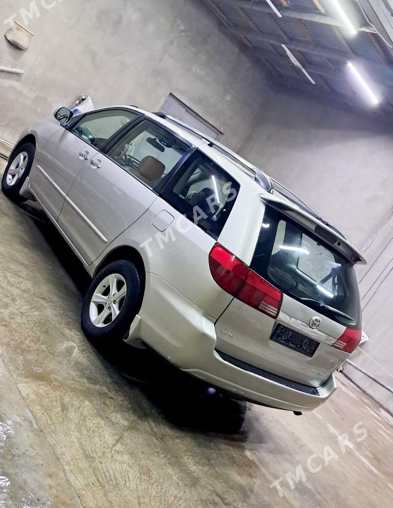 Toyota Sienna 2004 - 185 000 TMT - Гурбансолтан Едже - img 3