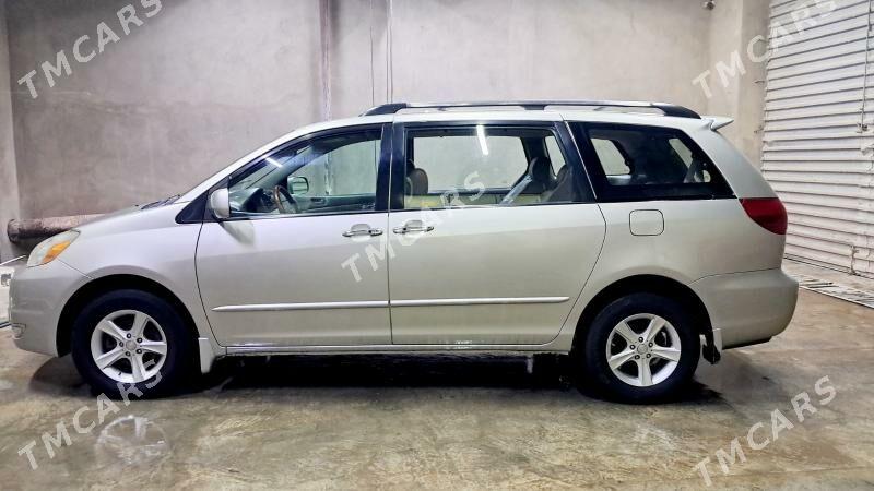 Toyota Sienna 2004 - 185 000 TMT - Гурбансолтан Едже - img 6