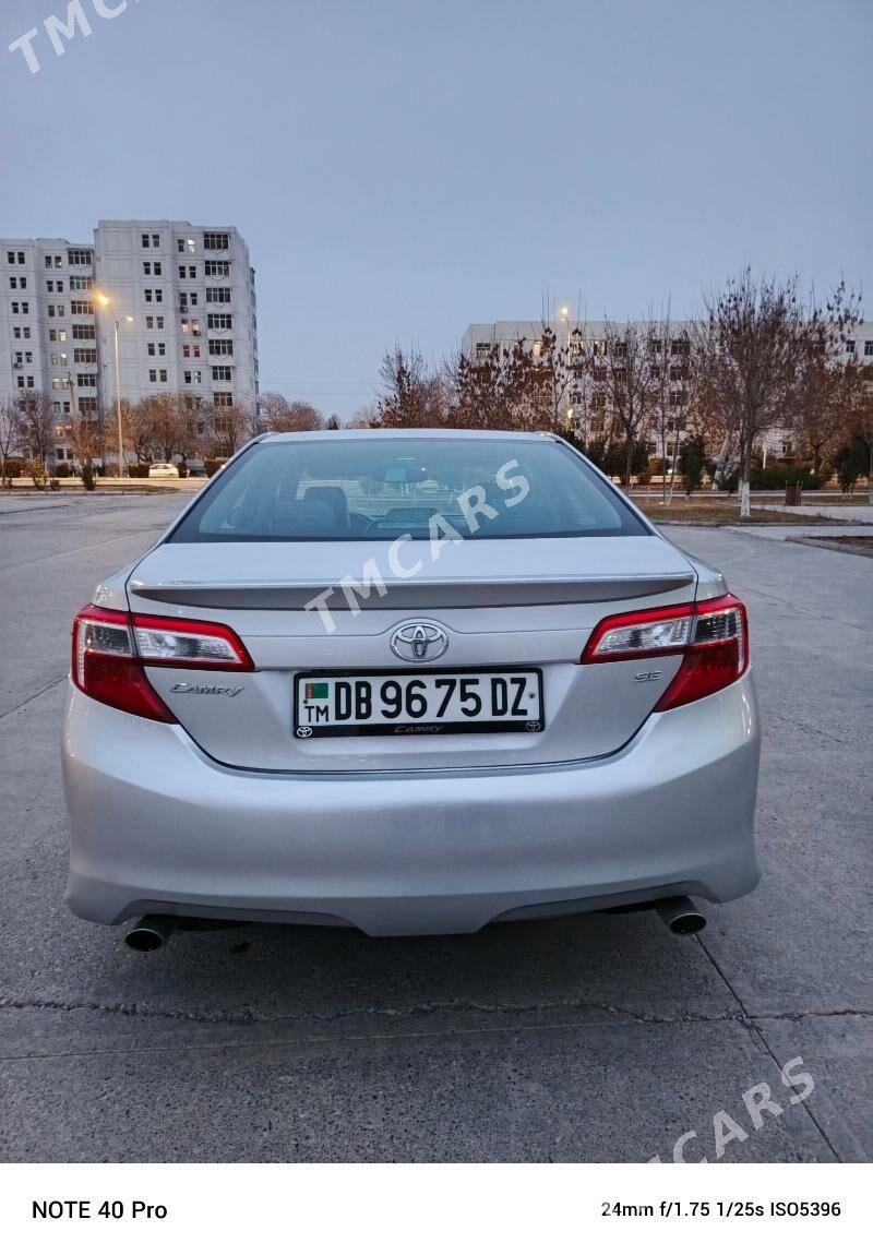 Toyota Camry 2014 - 200 000 TMT - Дашогуз - img 3