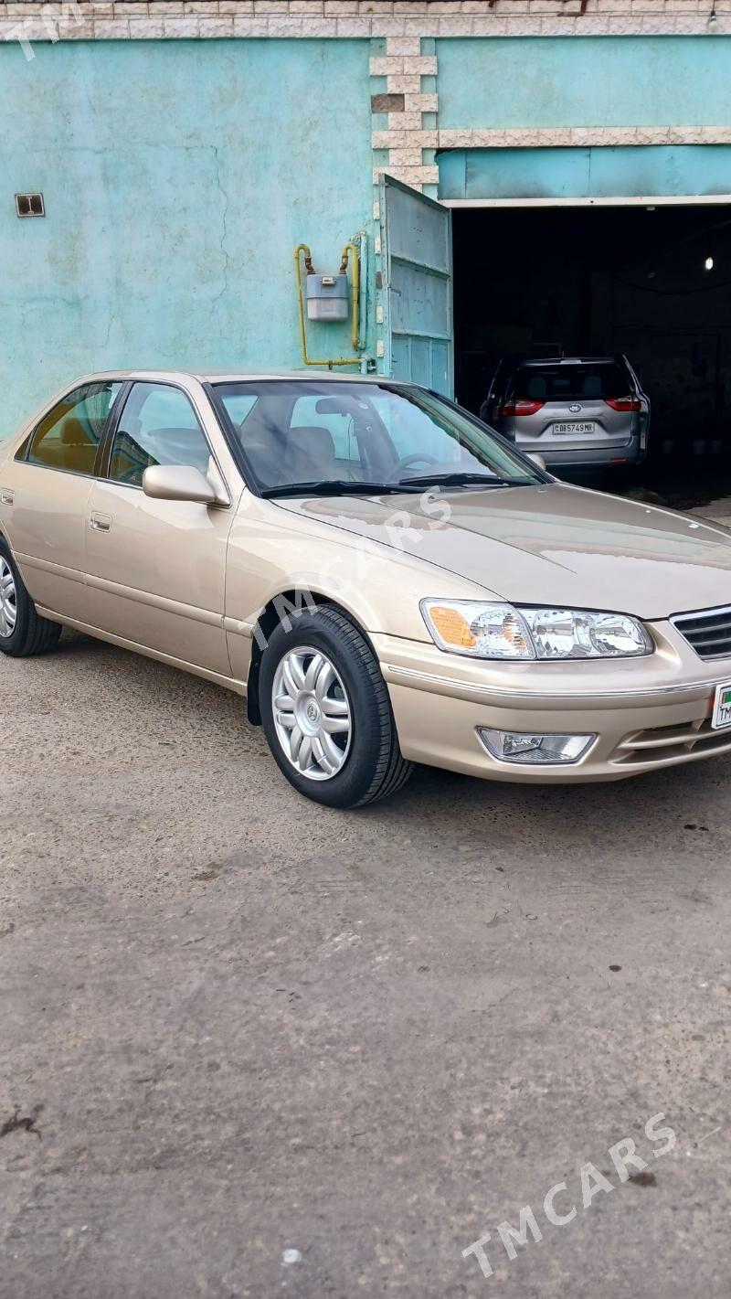 Toyota Camry 2000 - 125 000 TMT - Мары - img 3