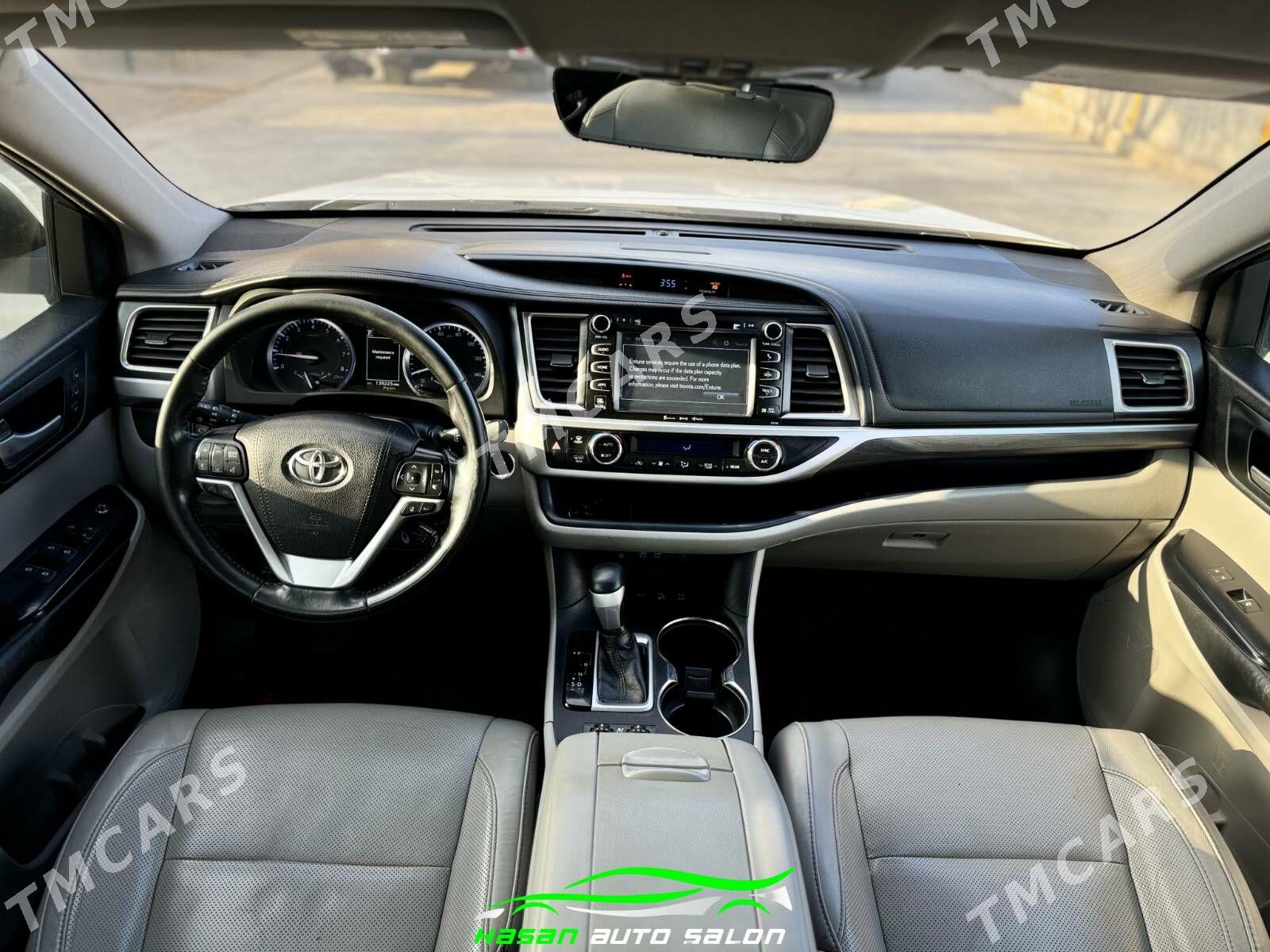 Toyota Highlander 2018 - 390 000 TMT - Мары - img 5