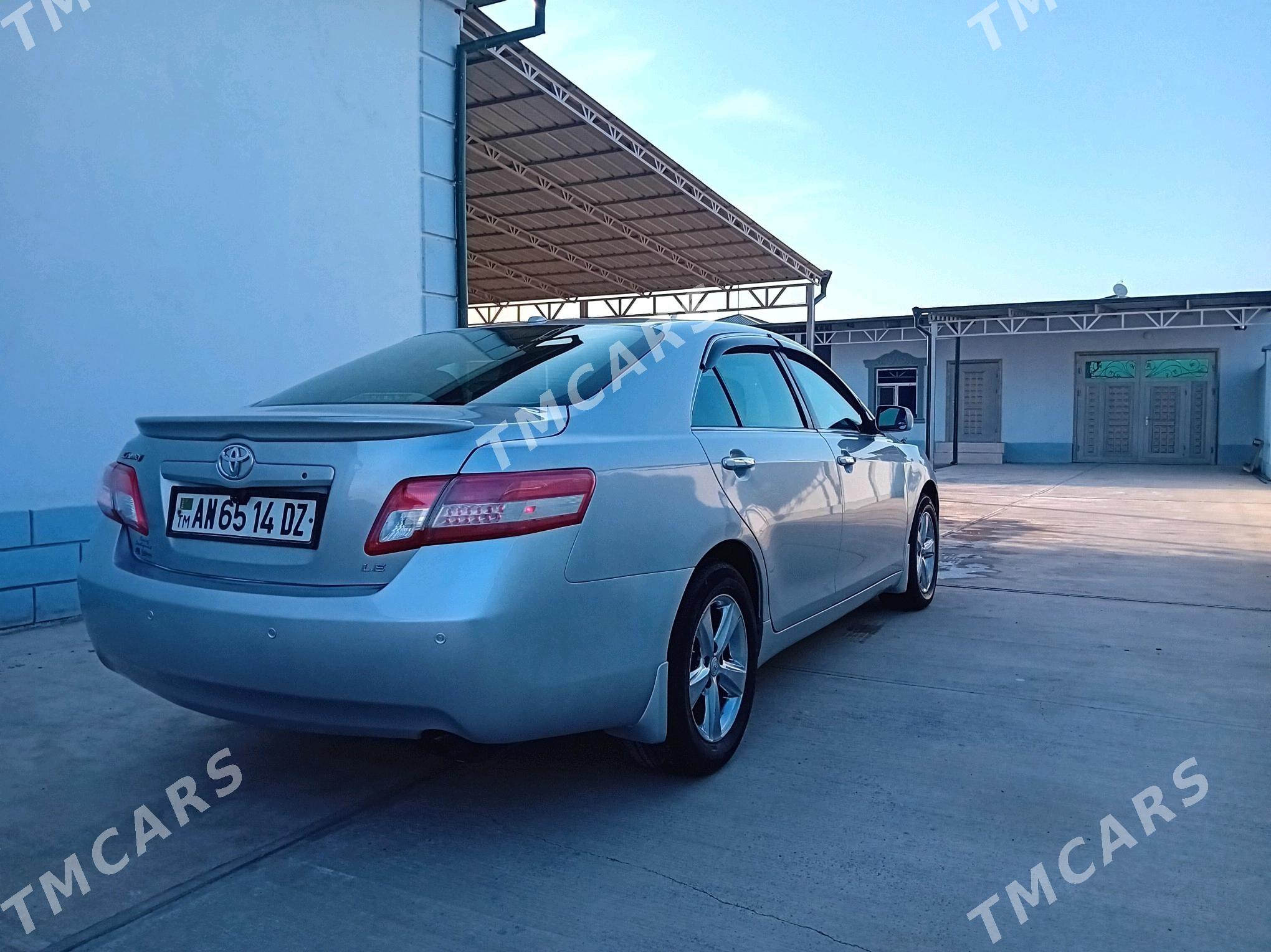 Toyota Camry 2011 - 179 000 TMT - Дашогуз - img 3