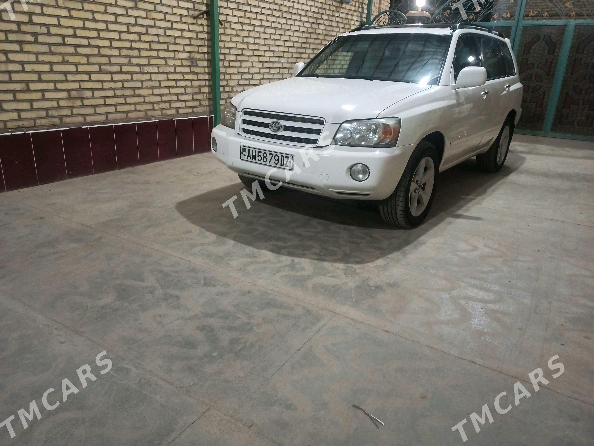 Toyota Highlander 2003 - 190 000 TMT - Кёнеургенч - img 3