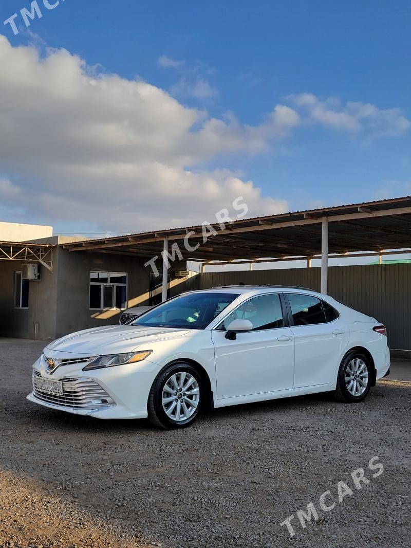 Toyota Camry 2018 - 294 000 TMT - Мары - img 3