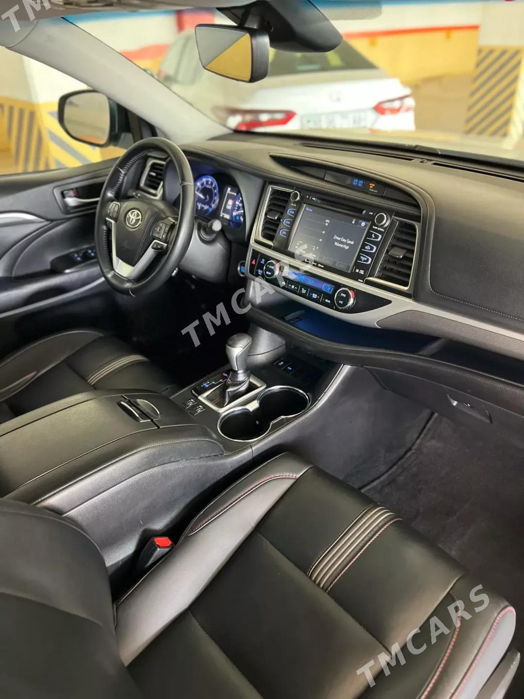 Toyota Highlander 2019 - 490 000 TMT - Aşgabat - img 5