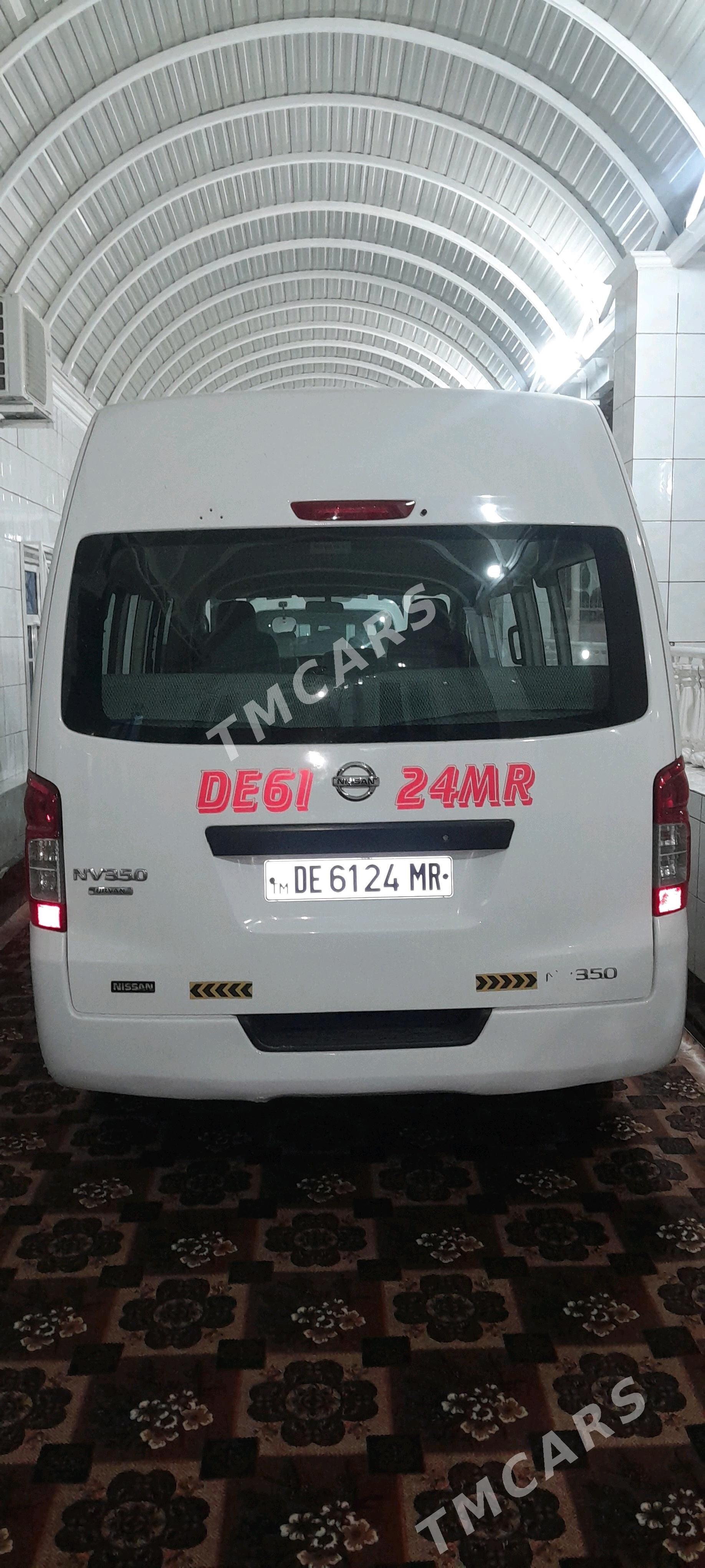 Nissan NV3500 2016 - 380 000 TMT - Mary - img 5