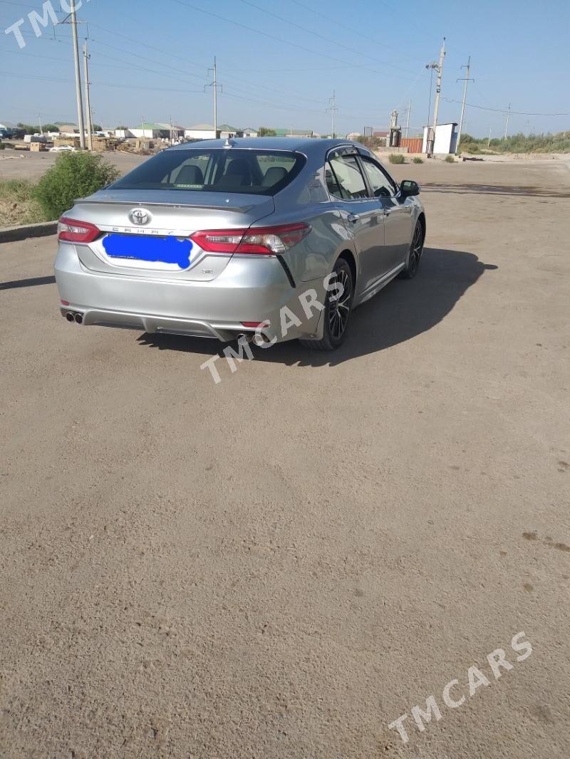 Toyota Camry 2018 - 280 000 TMT - Дашогуз - img 4