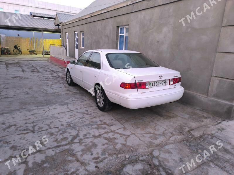 Toyota Camry 2000 - 70 000 TMT - Мары - img 4