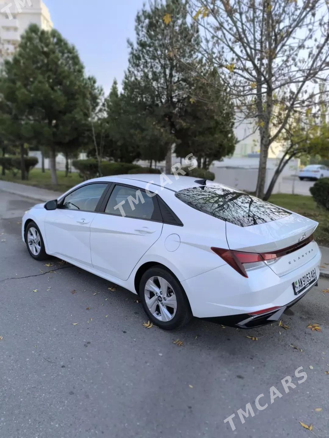 Hyundai Elantra 2021 - 250 000 TMT - Ашхабад - img 3