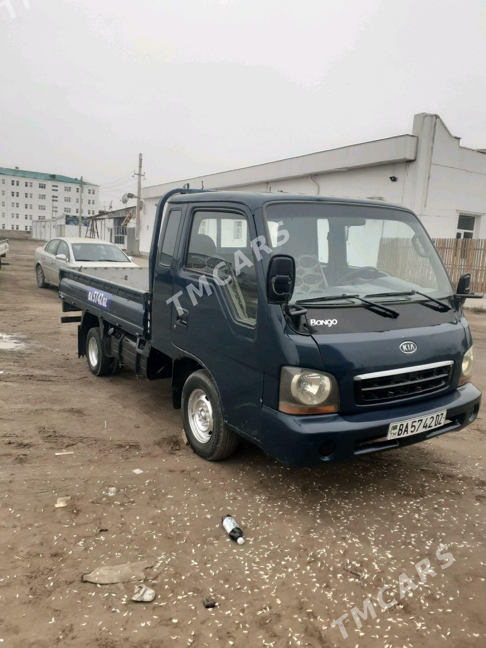 Kia Bongo 2001 - 85 000 TMT - Şabat etr. - img 2