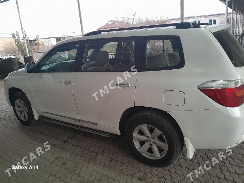 Toyota Highlander 2010 - 230 000 TMT - Мары - img 4