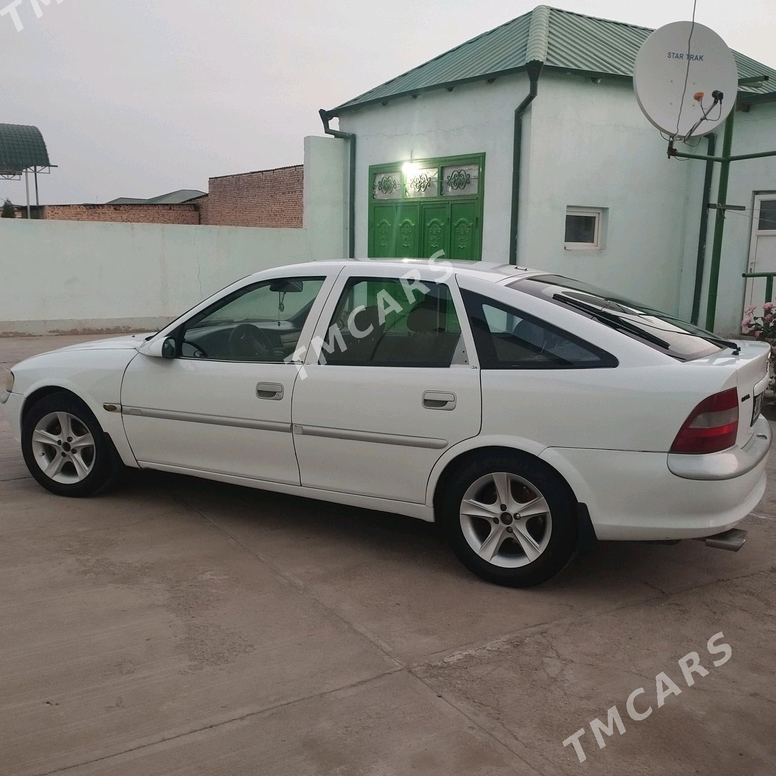 Opel Vectra 1996 - 35 000 TMT - Дашогуз - img 3