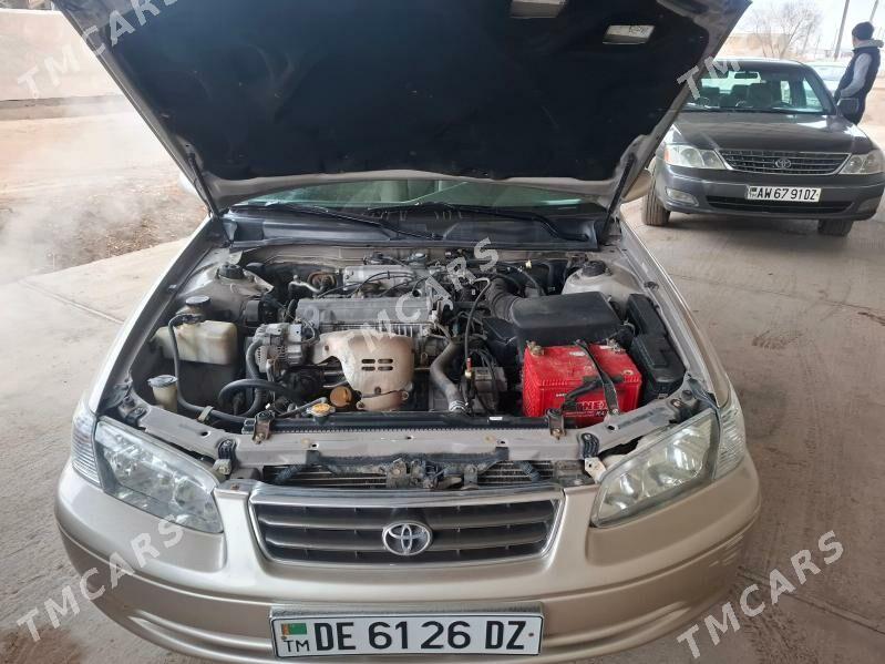 Toyota Camry 2000 - 135 000 TMT - Köneürgenç - img 4