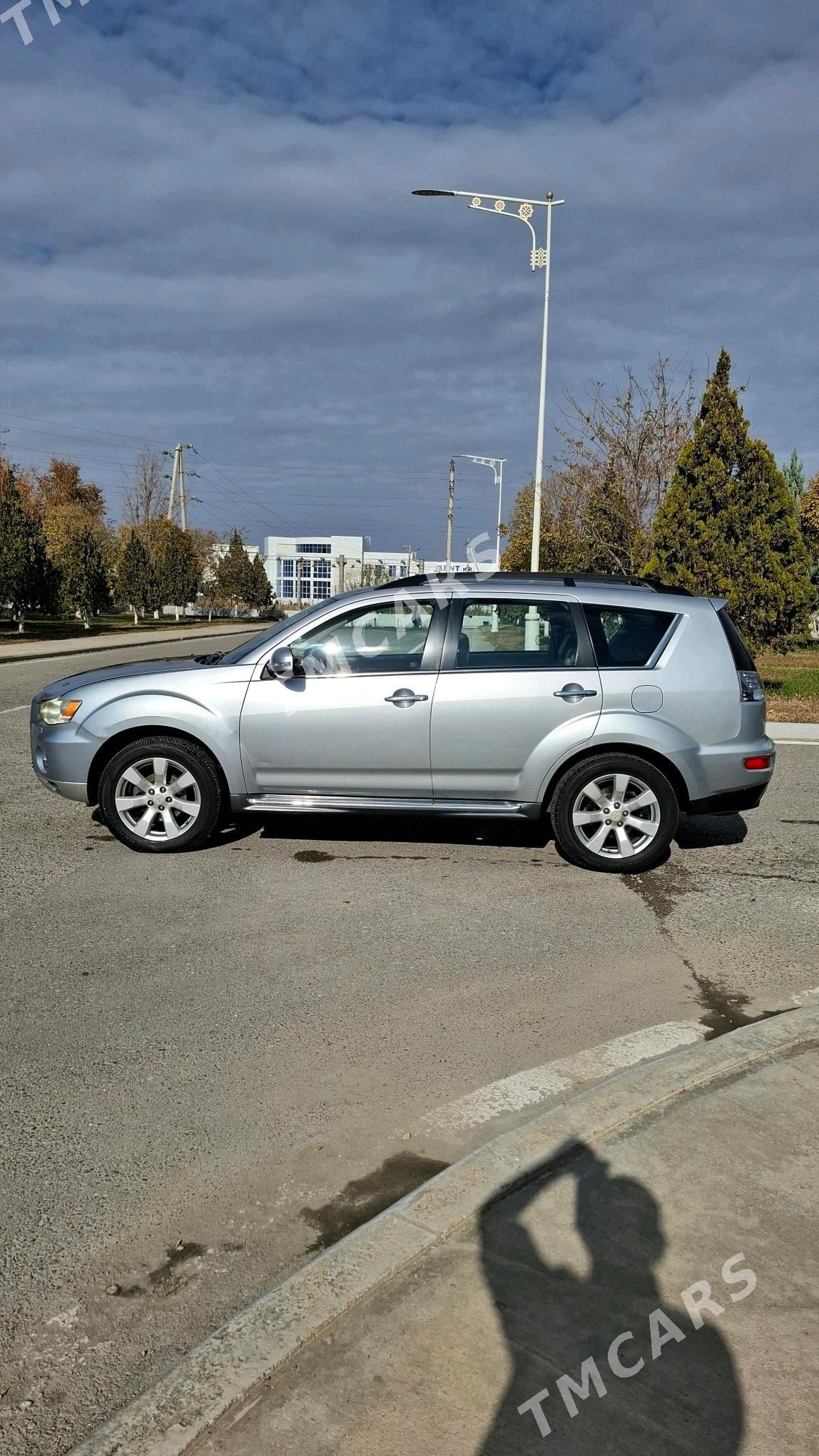 Mitsubishi Outlander 2011 - 159 000 TMT - ул. Подвойского (Битарап Туркменистан шаёлы) - img 2