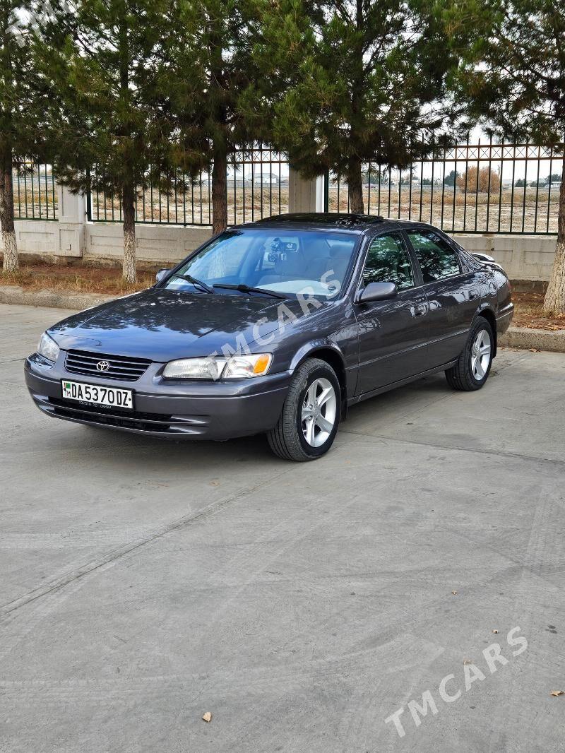 Toyota Camry 1998 - 125 000 TMT - Köneürgenç - img 5