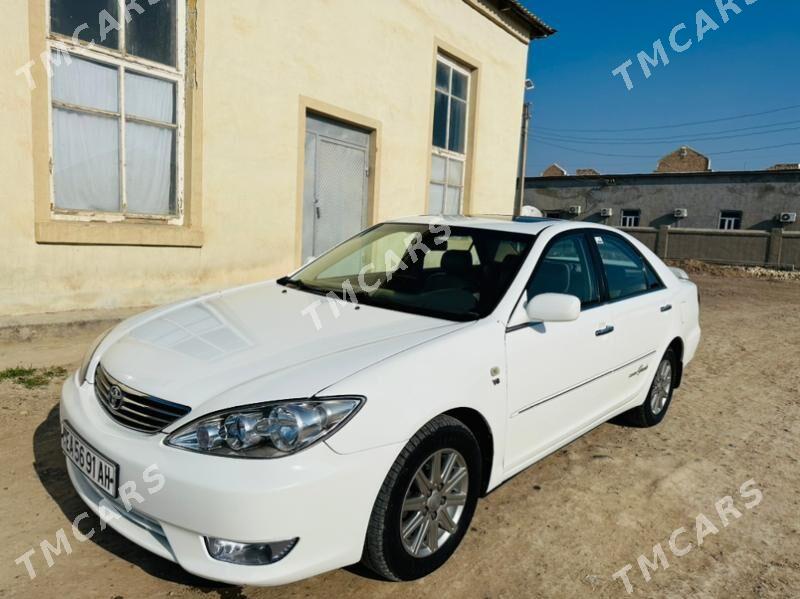 Toyota Camry 2005 - 210 000 TMT - Мары - img 2