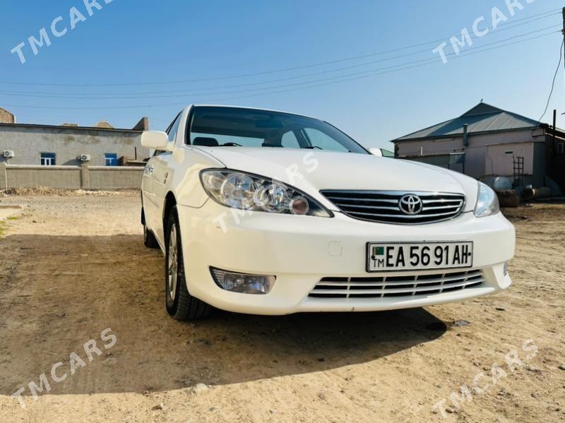 Toyota Camry 2005 - 210 000 TMT - Мары - img 9