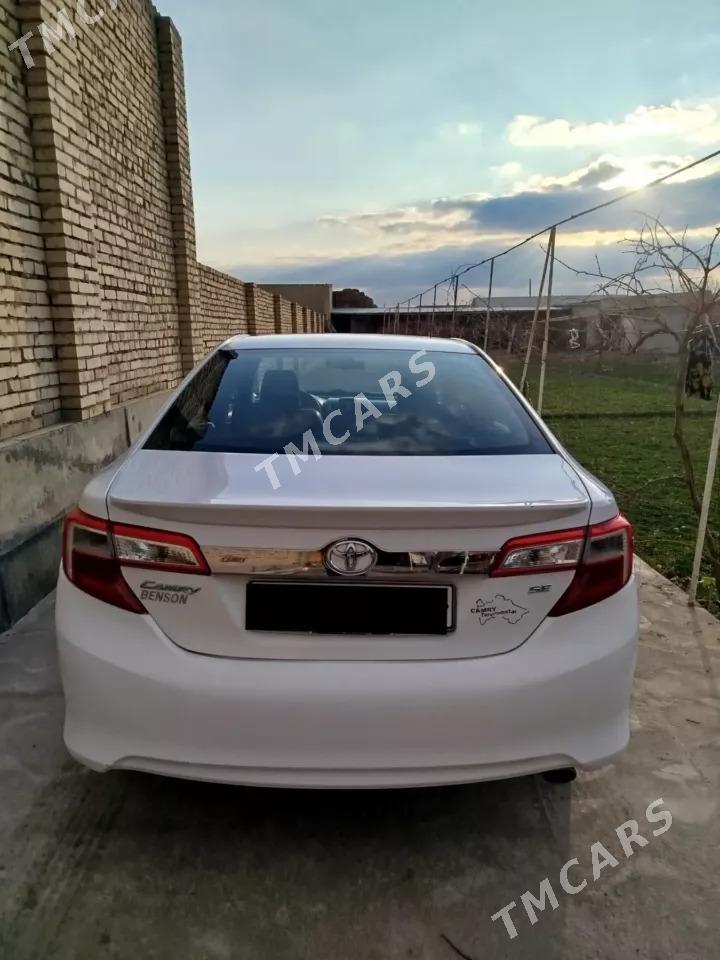 Toyota Camry 2014 - 225 000 TMT - Saýat - img 3