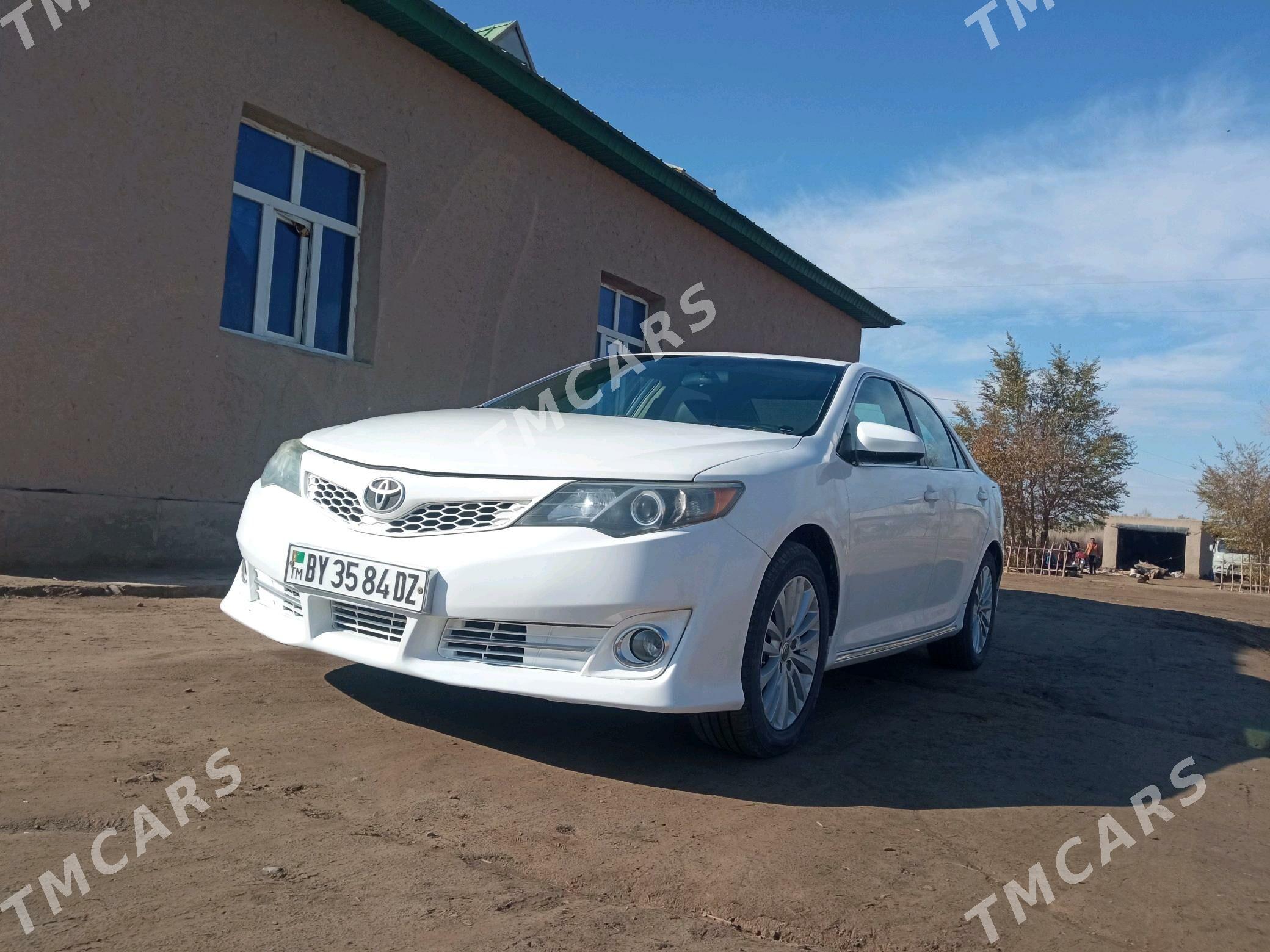 Toyota Camry 2012 - 170 000 TMT - Türkmenbaşy etr. - img 3