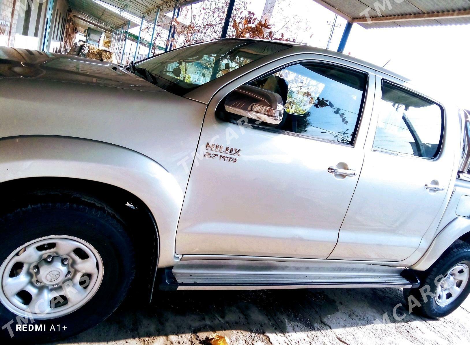 Toyota Hilux 2012 - 350 000 TMT - Farap - img 3