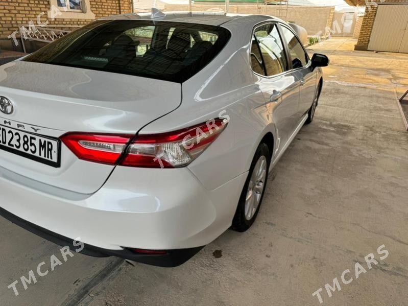 Toyota Camry 2020 - 255 000 TMT - Baýramaly - img 3