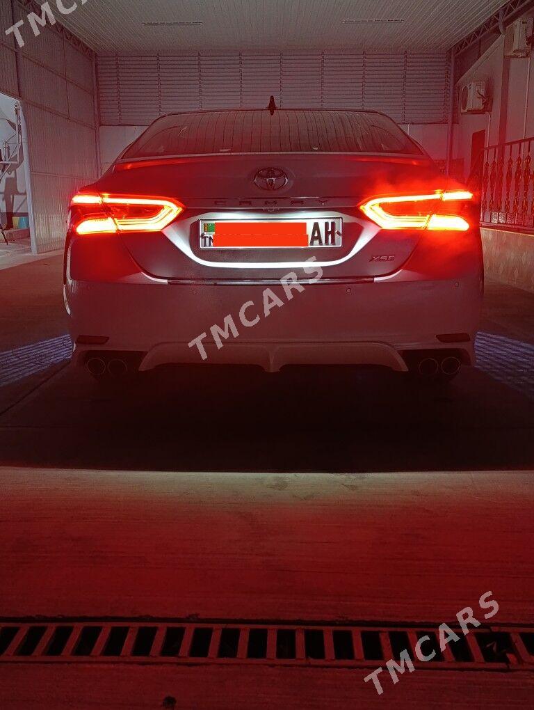 Toyota Camry 2018 - 380 000 TMT - Гёкдепе - img 3