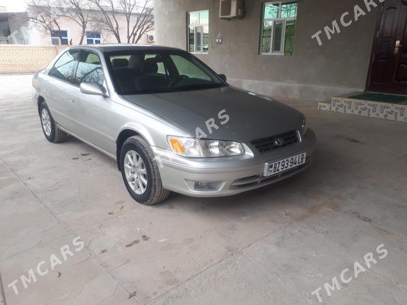 Toyota Camry 2000 - 118 000 TMT - Garabekewül - img 6